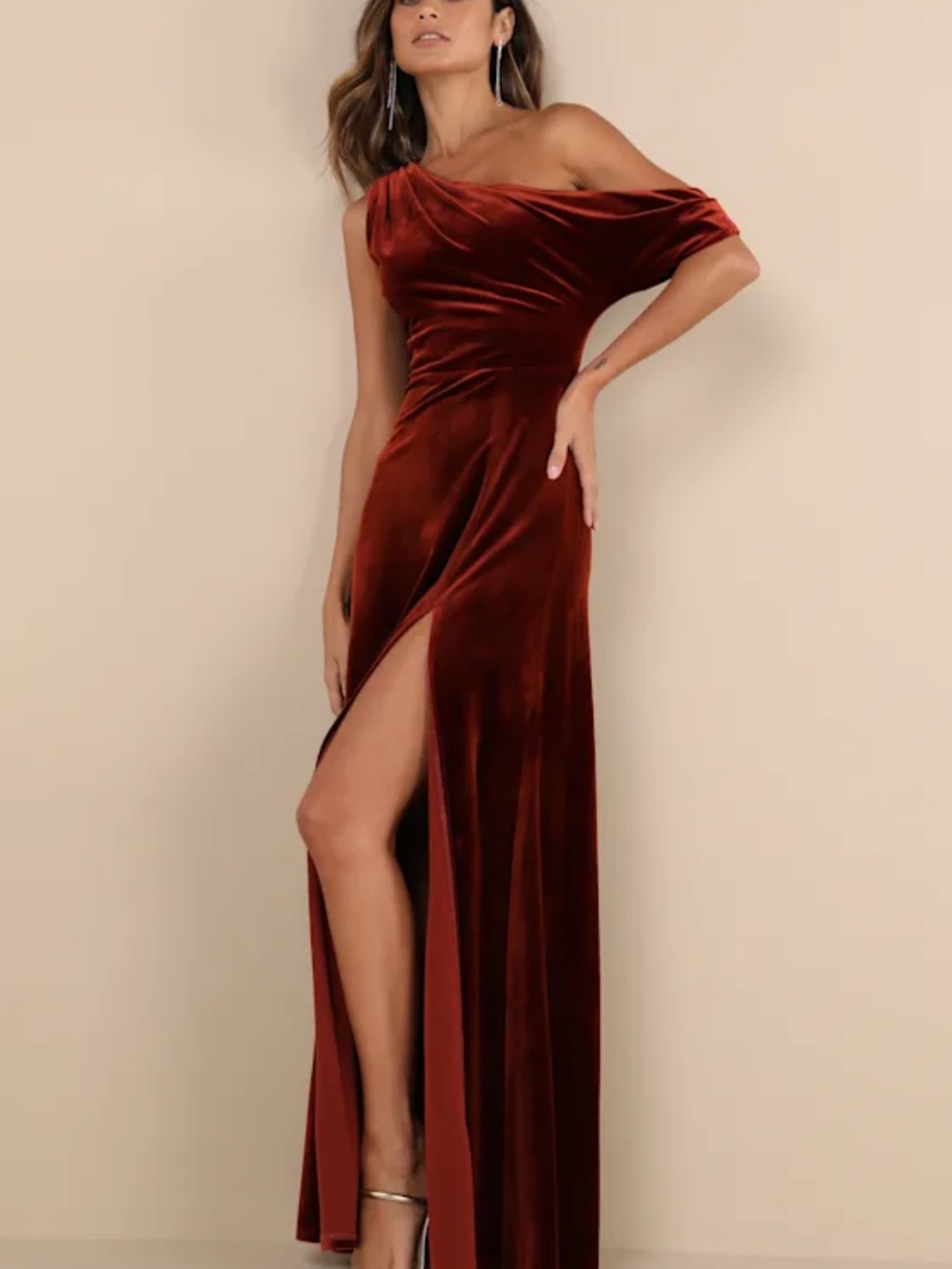 New Lulus Coveted 
Confidence Velvet Evening Gown in Deep Burgundy Sz XS - Picture 7 of 12